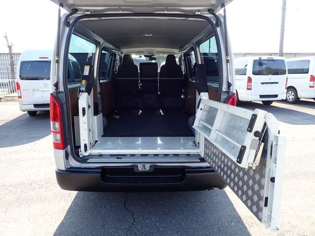 TOYOTA HIACE VAN 4WD 2021 Image 31