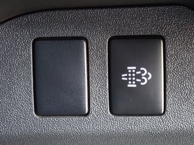 TOYOTA HIACE VAN 4WD 2021 Image 31