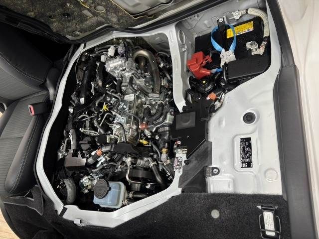 TOYOTA HIACE VAN 2WD 2025 Image 31