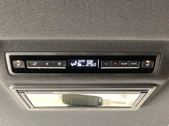 TOYOTA NOAH HYBRID 2023 Image 31