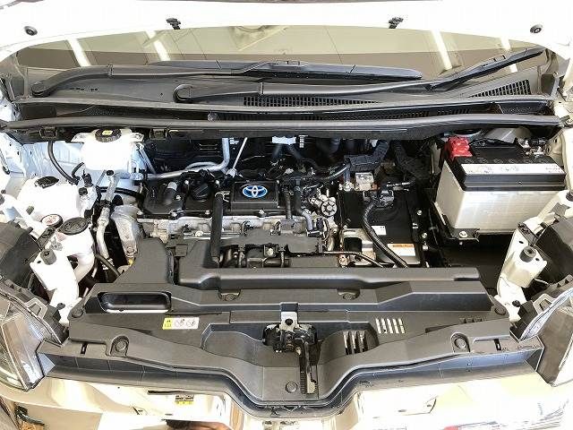 TOYOTA NOAH HYBRID 2023 Image 31