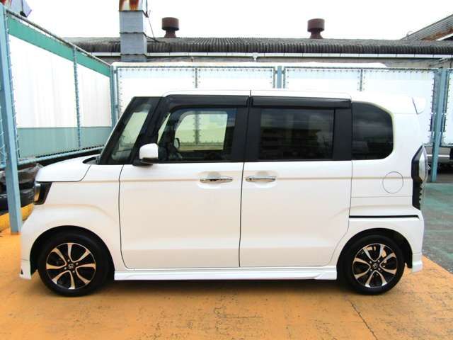 HONDA N BOX CUSTOM 2019 Image 31