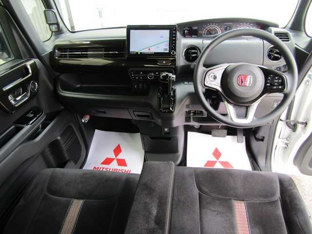 HONDA N BOX CUSTOM 2019 Image 31