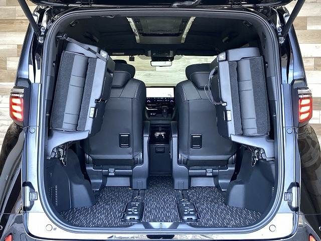 TOYOTA ALPHARD HYBRID 2024 Image 31