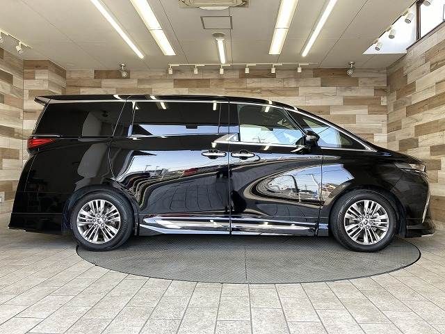 TOYOTA ALPHARD HYBRID 2024 Image 31