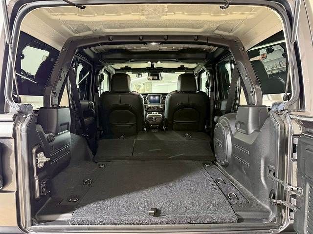 JEEP WRANGLER UNLIMI 2019 Image 31