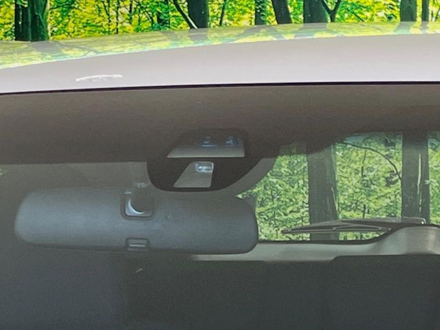 HONDA VEZEL HYBRID 2015 Image 31