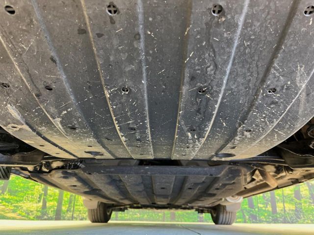 HONDA VEZEL HYBRID 2015 Image 31