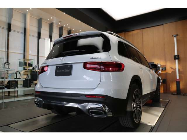 MERCEDES BENZ GLB 2023 Image 31