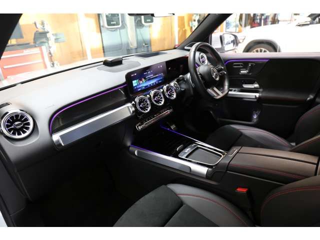 MERCEDES BENZ GLB 2023 Image 31