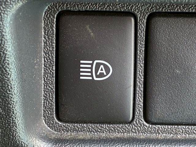 TOYOTA HIACE VAN 2WD 2021 Image 31