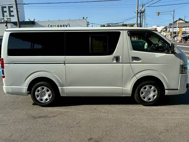 TOYOTA HIACE VAN 2WD 2021 Image 31