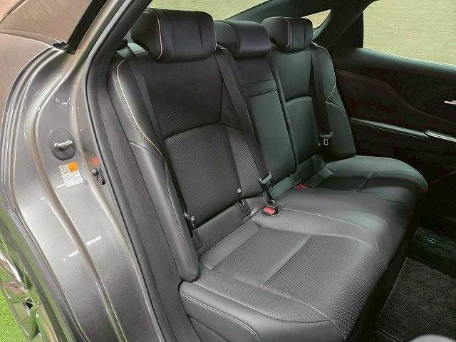 TOYOTA CROWN CROSSOVER 2023 Image 31