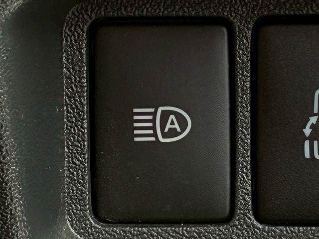 TOYOTA HIACE VAN 2WD 2018 Image 31