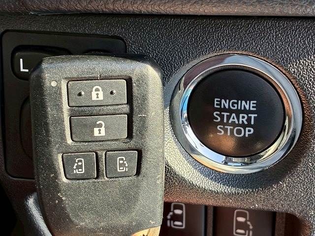 TOYOTA HIACE VAN 2WD 2018 Image 31