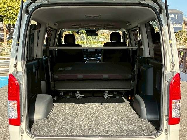 TOYOTA HIACE VAN 2WD 2018 Image 31