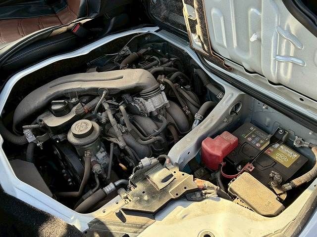 TOYOTA HIACE VAN 2WD 2018 Image 31