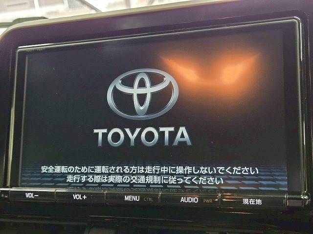 TOYOTA C-HR 2017 Image 31