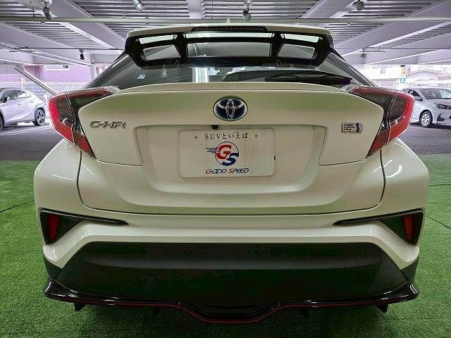 TOYOTA C-HR 2017 Image 31