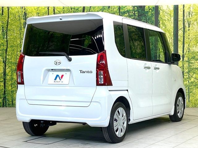 DAIHATSU TANTO 2022 Image 31
