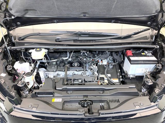 TOYOTA VOXY HYBRID 2025 Image 31