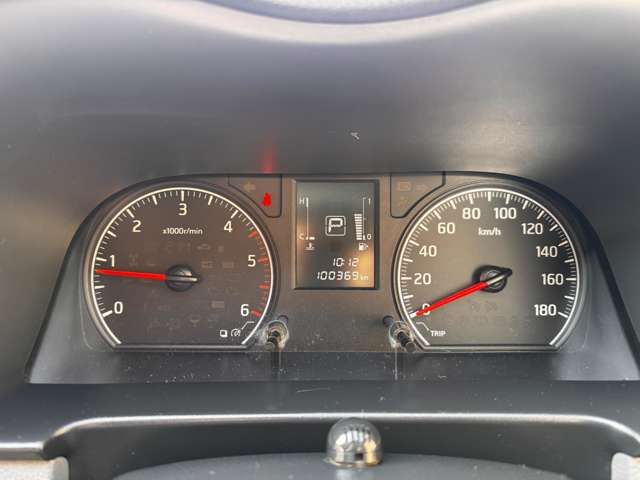 NISSAN NV350 CARAVAN 4WD 2021 Image 31