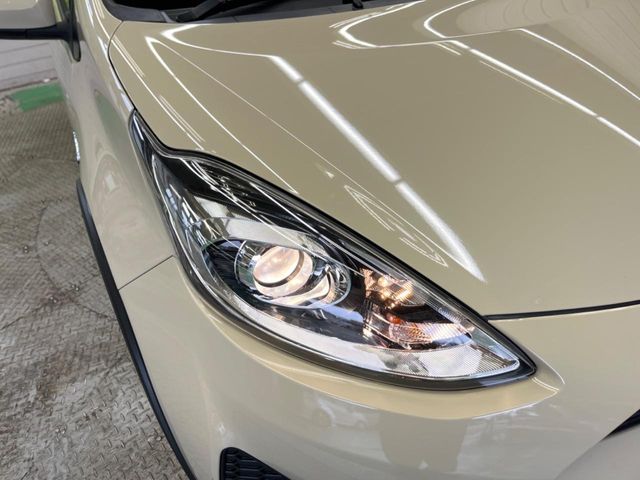 TOYOTA AQUA 2017 Image 31