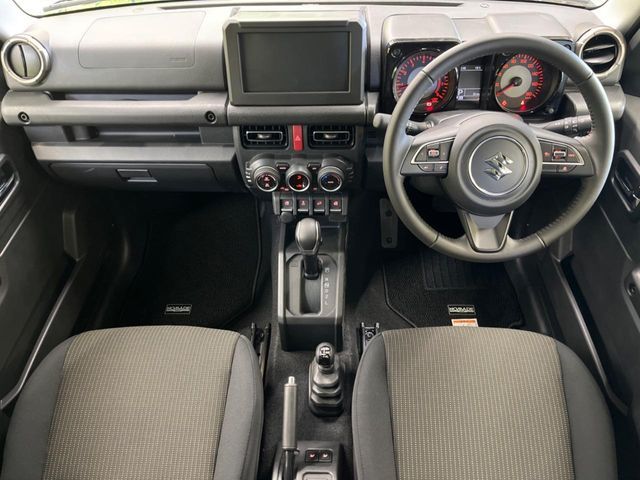 SUZUKI JIMNY NOMADE 2026 Image 31