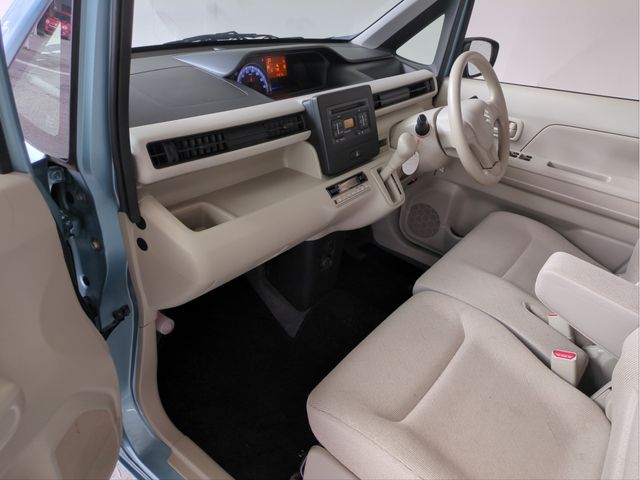 SUZUKI WAGON R 2018 Image 31