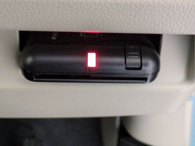 SUZUKI WAGON R 2018 Image 31