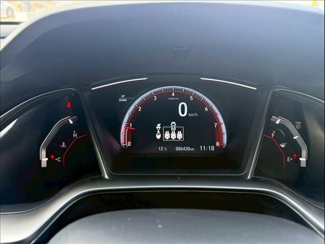 HONDA CIVIC HATCHBACK 2019 Image 31