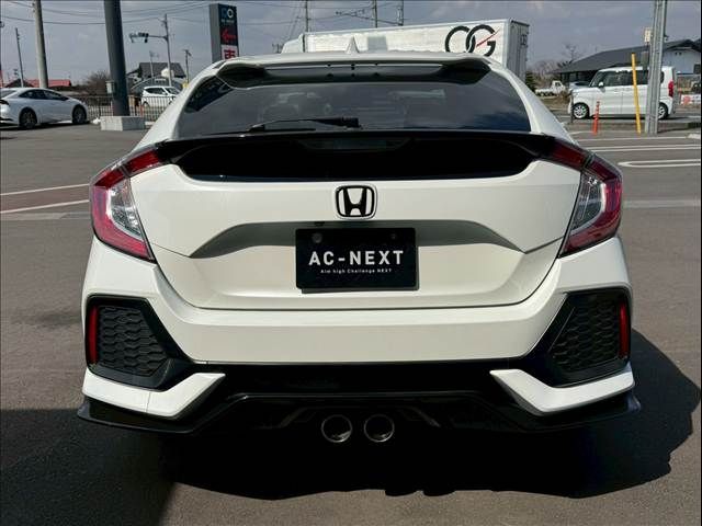 HONDA CIVIC HATCHBACK 2019 Image 31