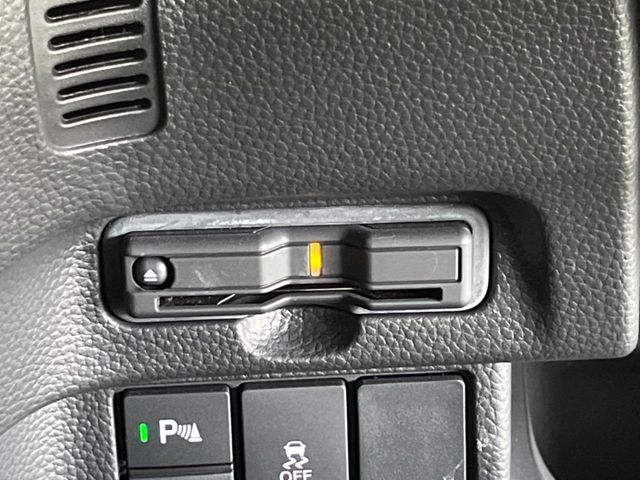 HONDA N BOX CUSTOM 2023 Image 31