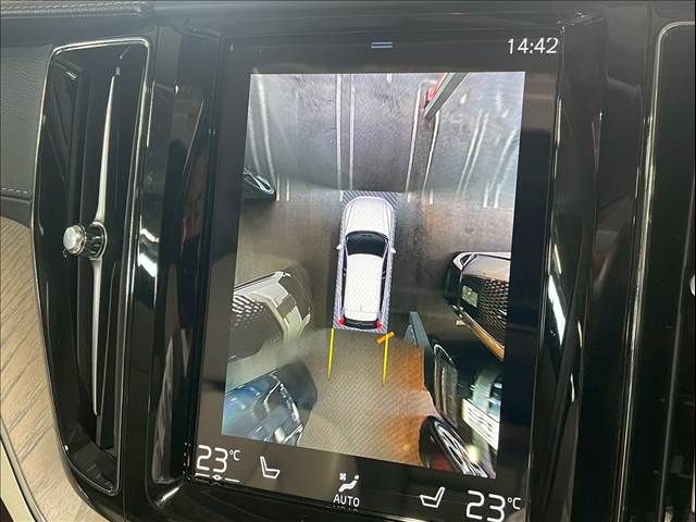 VOLVO XC60 2021 Image 31