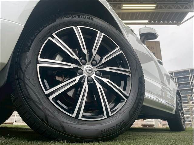 VOLVO XC60 2021 Image 31