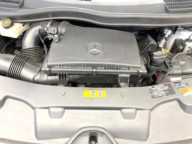 MERCEDES BENZ V CLAS 2019 Image 31