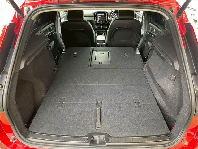 VOLVO XC40 2019 Image 31