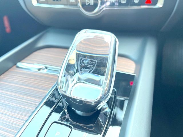 VOLVO V60 CROSS COUN 2023 Image 31