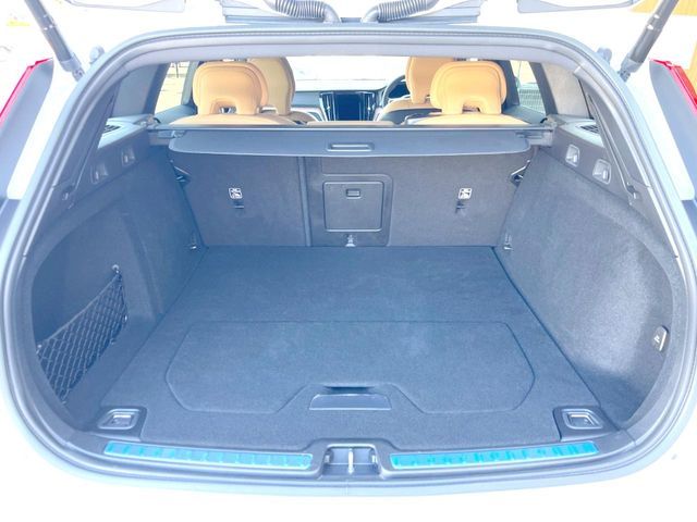 VOLVO V60 CROSS COUN 2023 Image 31