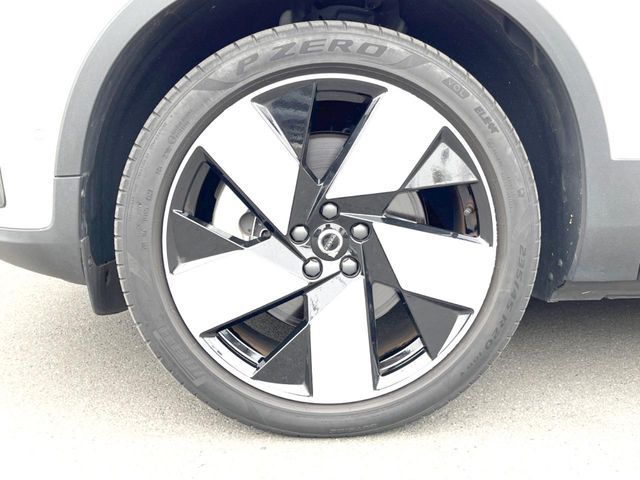 VOLVO C40 2024 Image 31