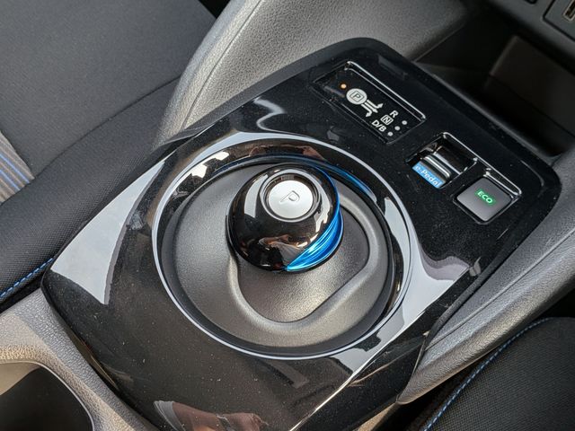 NISSAN LEAF 2023 Image 31