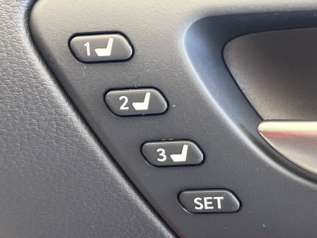 TOYOTA LEXUS IS300H 2022 Image 31