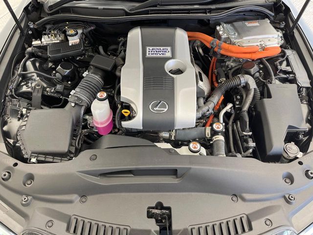 TOYOTA LEXUS IS300H 2022 Image 31