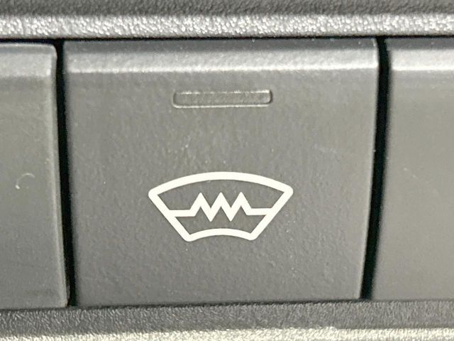 TOYOTA YARIS CROSS HYBRID 2025 Image 31