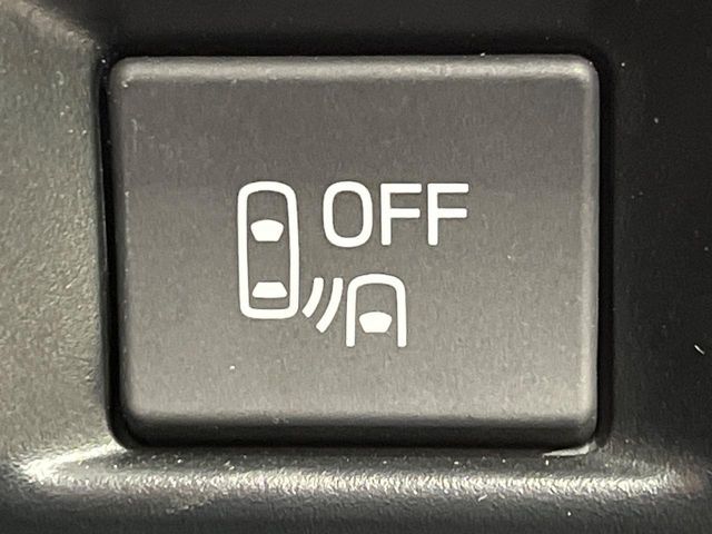 SUBARU XV HYBRID 2017 Image 31