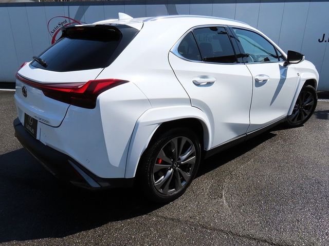 TOYOTA LEXUS UX300H 2025 Image 31
