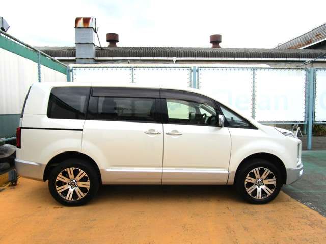 MITSUBISHI DELICA D:5 4WD 2019 Image 31