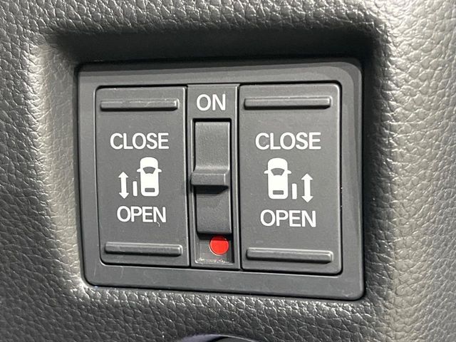 HONDA N BOX CUSTOM 2022 Image 31