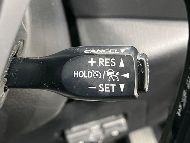 TOYOTA C-HR 2017 Image 31