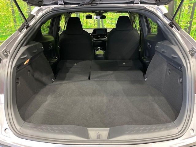 TOYOTA C-HR 2017 Image 31